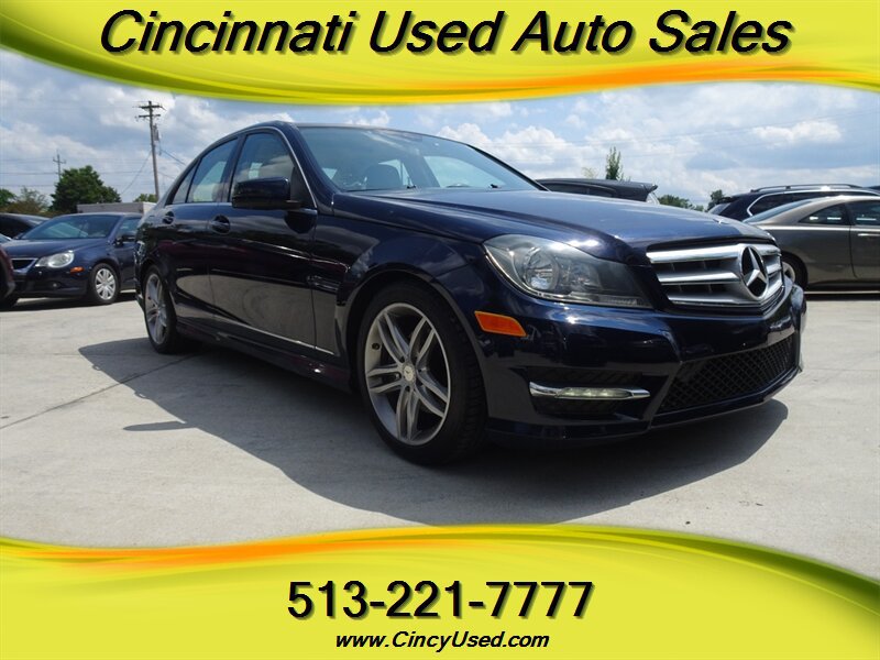 Used 2012 Mercedes-Benz C 300 4MATIC Sedan image 1