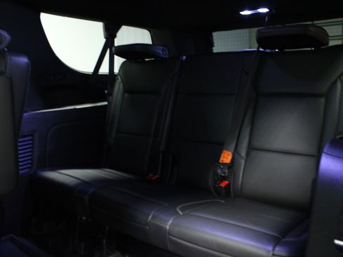 Used 2023 GMC Yukon XL Denali image 14