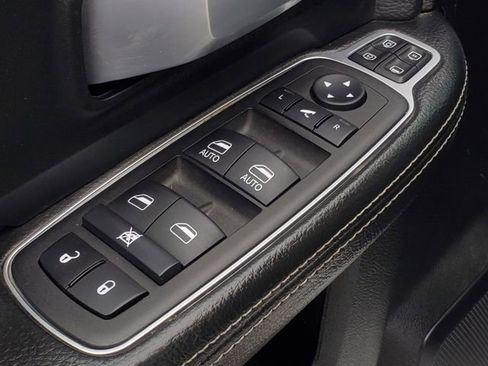 Used 2024 RAM 2500 Big Horn image 8