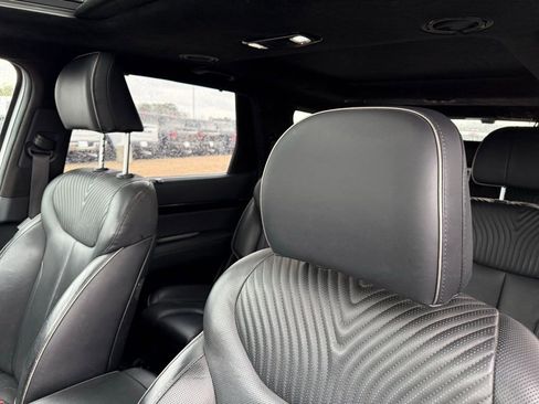 Used 2023 Hyundai Palisade Calligraphy image 11