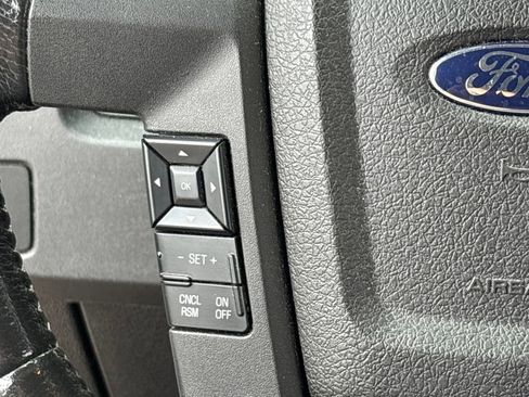 Used 2012 Ford F150 XLT w/ XLT Chrome Pkg image 19