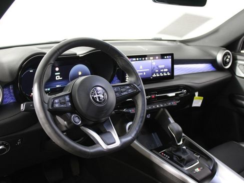 Used 2024 Alfa Romeo Tonale Ti w/ Active Assist Package image 36