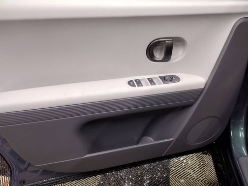 New 2026 Hyundai Ioniq 5 SEL image 18