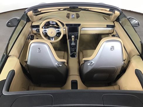 Certified 2015 Porsche 911 Carrera 4S AWD/4WD image 17