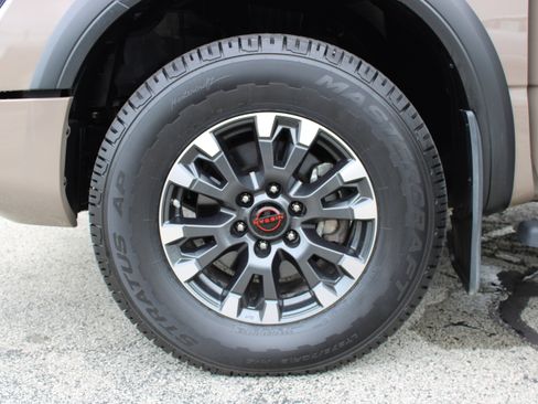 Certified 2023 Nissan Titan PRO-4X w/ Pro-4x Convenience Package AWD/4WD image 40