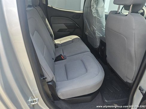 Used 2019 Chevrolet Colorado W/T w/ WT Convenience Package image 14