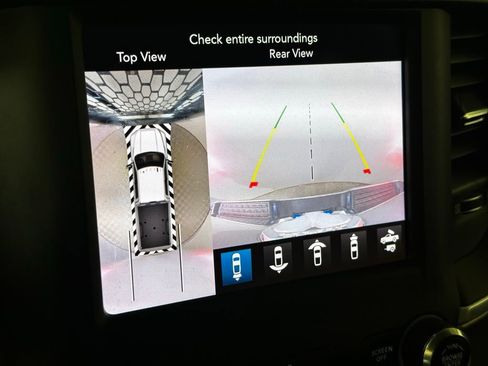 Used 2020 RAM 3500 Laramie image 17