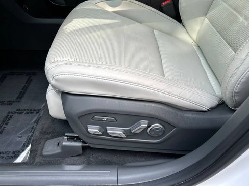 Used 2026 Hyundai Santa Fe Calligraphy AWD/4WD image 17