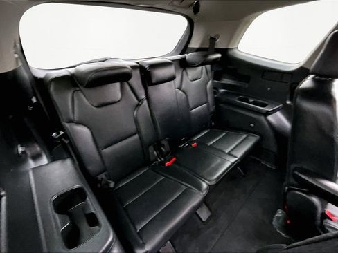 Used 2024 Kia Telluride S image 20