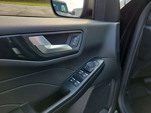 New 2026 Ford Escape ST-Line w/ Cold Weather Package image 19