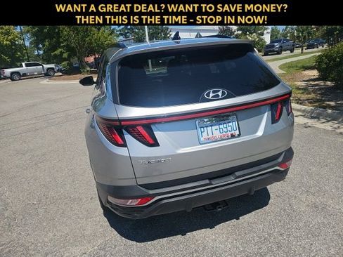 Used 2022 Hyundai Tucson SEL w/ Convenience + Premium Package FWD image 12