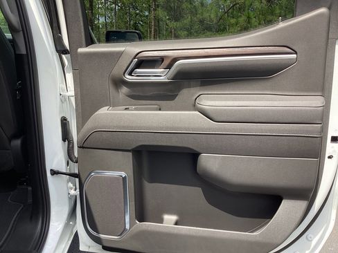 Used 2026 GMC Sierra 1500 SLT RWD image 20