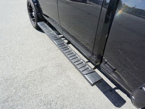 Used 2015 RAM 1500 ST w/ SXT Appearance Group image 7