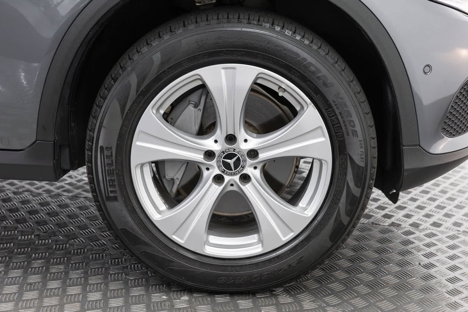 Used 2018 Mercedes-Benz GLC 300 4MATIC image 50
