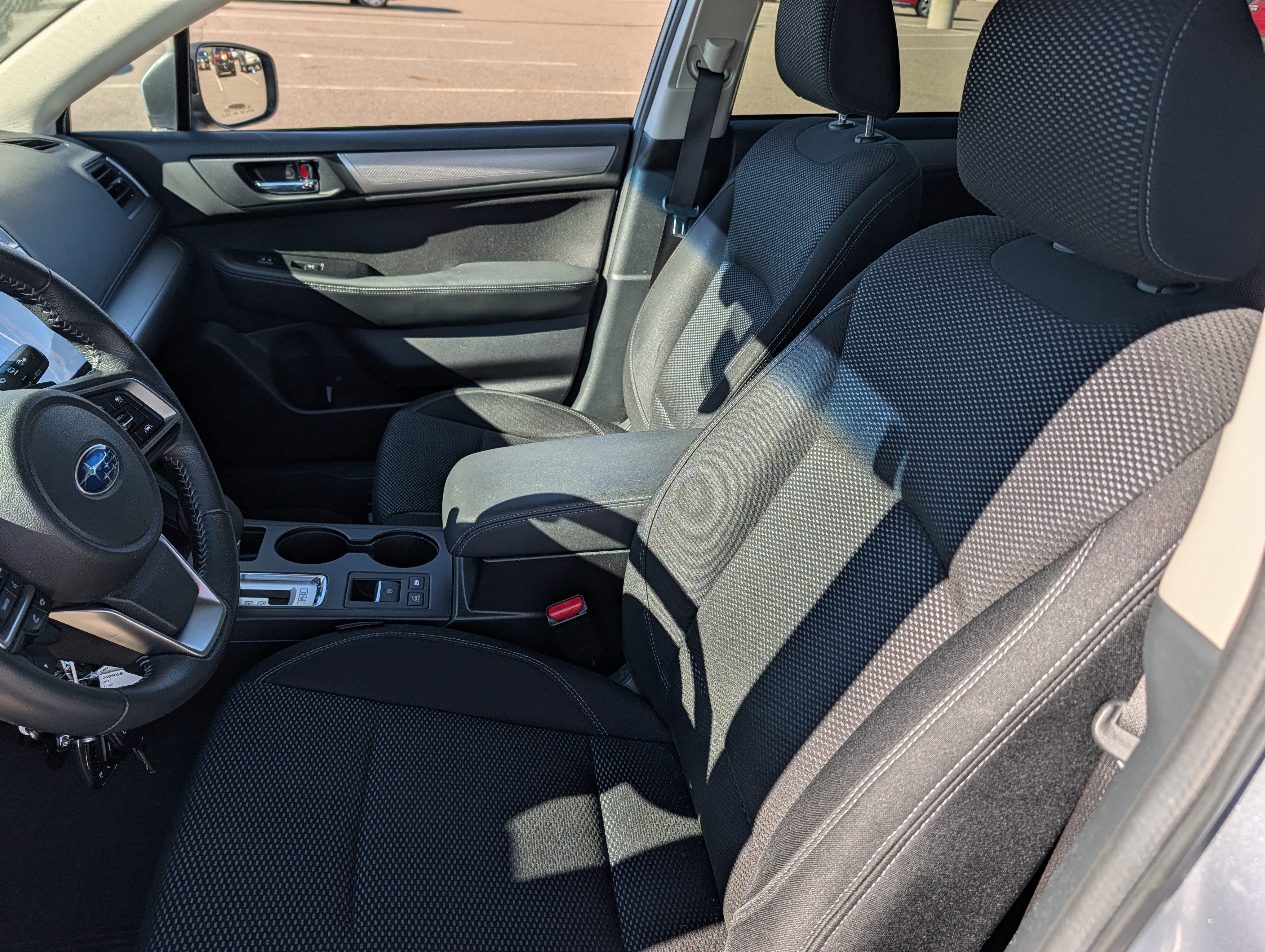 Used 2019 Subaru Outback 2.5i Premium AWD/4WD image 8