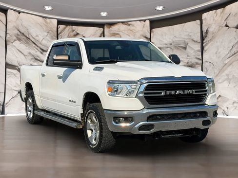Used 2019 RAM 1500 Big Horn AWD/4WD image 3