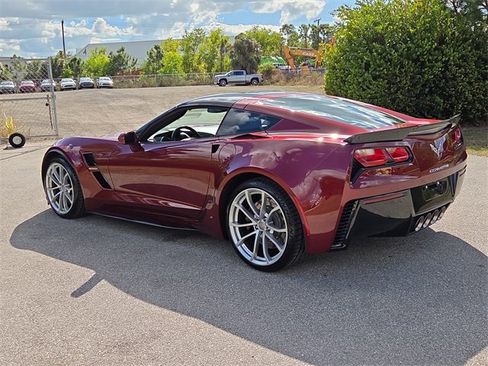Used 2018 Chevrolet Corvette Grand Sport image 3
