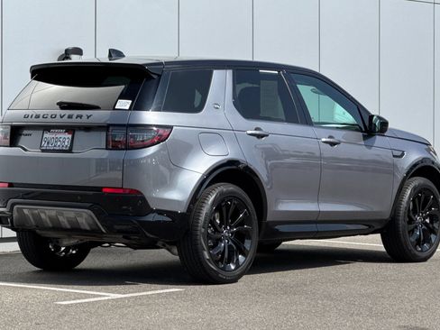 Certified 2025 Land Rover Discovery Sport Dynamic SE AWD/4WD image 5