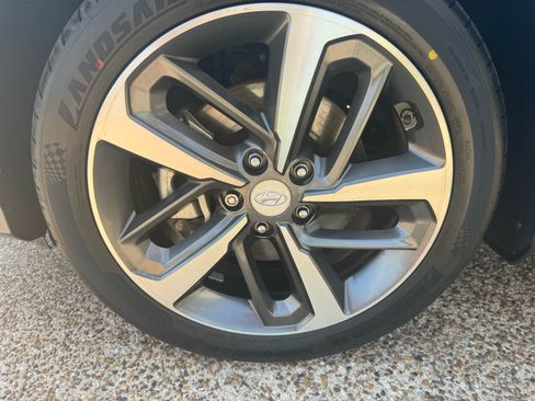 Used 2020 Hyundai Kona Limited AWD/4WD image 33