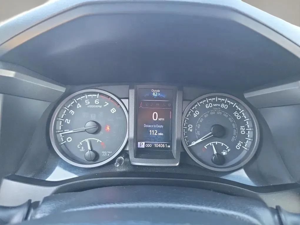 Used 2017 Toyota Tacoma TRD Off-Road w/ Tow Package RWD image 17