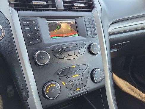 Used 2020 Ford Fusion S image 16