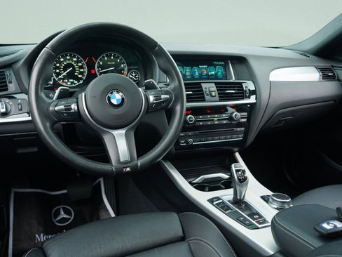 Used 2018 BMW X4 M40i image 44