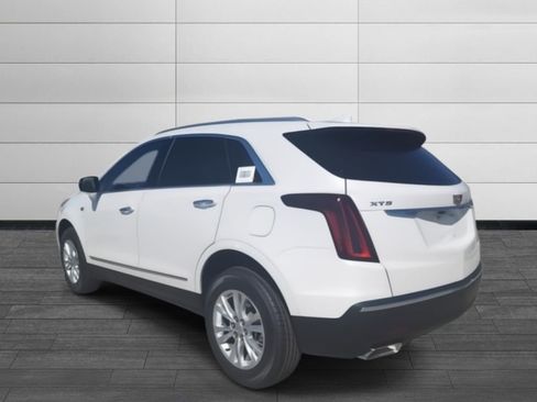 New 2025 Cadillac XT5 Luxury image 3