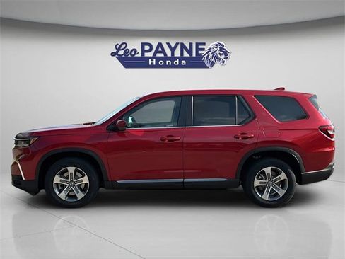 New 2025 Honda Pilot EX-L image 3