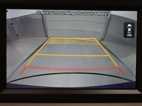 Used 2020 Hyundai Santa Fe SE FWD image 21