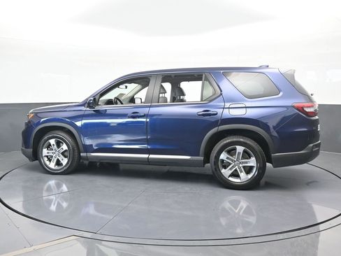 Used 2023 Honda Pilot EX-L image 3