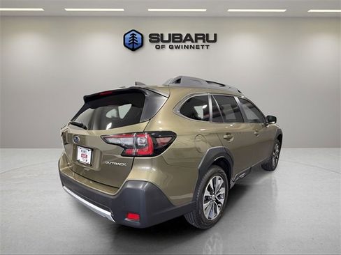 Used 2024 Subaru Outback Limited image 5