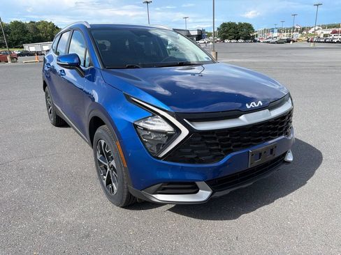 Used 2023 Kia Sportage EX AWD/4WD image 7