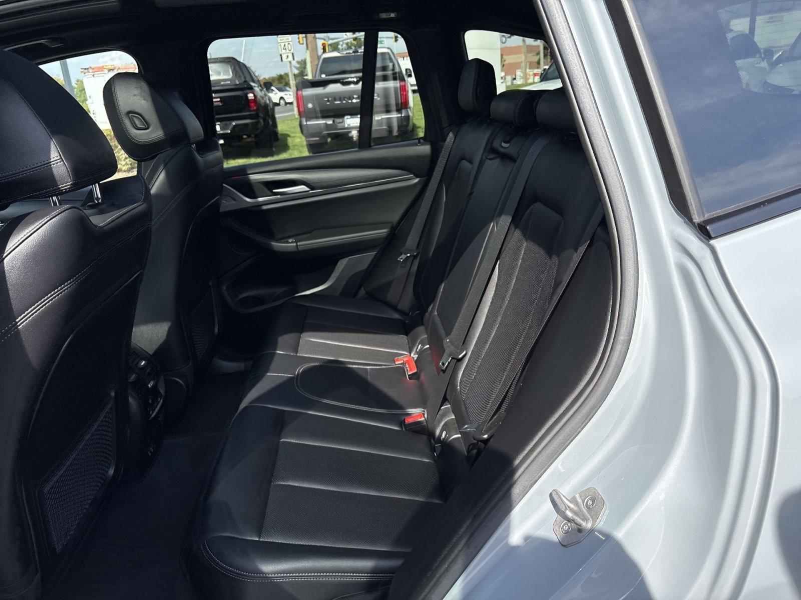 Used 2024 BMW X3 xDrive30i w/ Premium Package AWD/4WD image 25