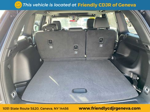 New 2026 Jeep Grand Cherokee Altitude image 13