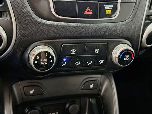 Used 2011 Hyundai Tucson GLS AWD/4WD image 22