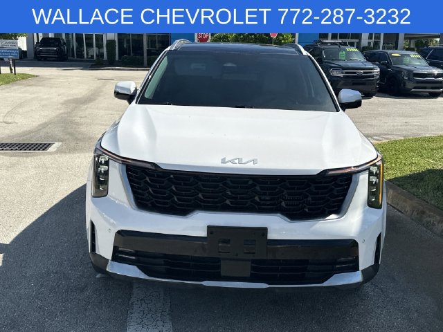 Used 2025 Kia Sorento EX w/ Panoramic Sunroof Package AWD/4WD image 4