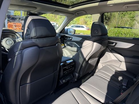 New 2026 Acura MDX Base image 30