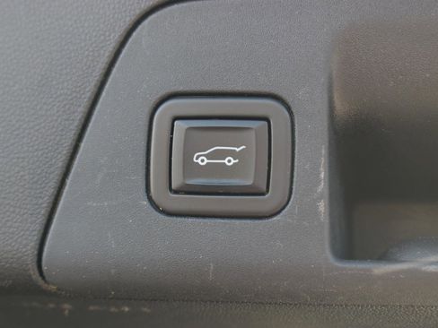 Used 2022 Buick Envision Avenir w/ Safety Package image 11