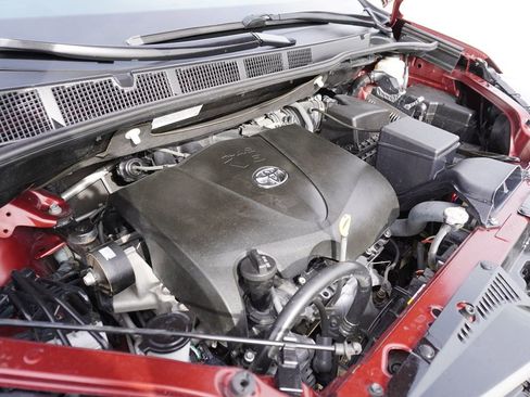 Used 2020 Toyota Sienna SE image 4