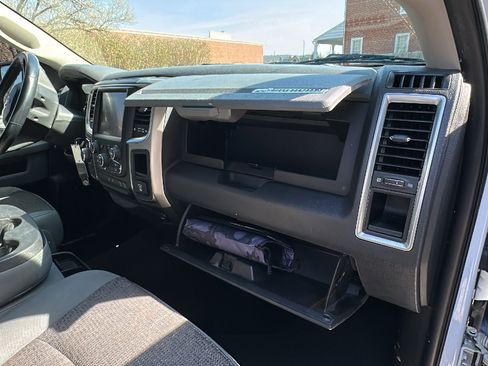 Used 2017 RAM 1500 Big Horn image 27