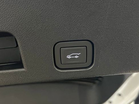 New 2026 Buick Enclave Sport Touring w/ Power Package image 39