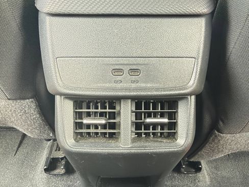 Used 2025 Chevrolet Equinox LT AWD/4WD image 22