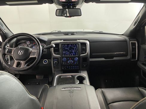 Used 2018 RAM 3500 Laramie Longhorn image 13