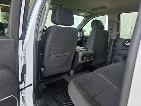 Used 2024 Chevrolet Silverado 1500 LT AWD/4WD image 17