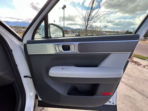 Used 2026 Hyundai Santa Fe SEL w/ Tow & Go Package image 35