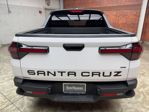 Used 2023 Hyundai Santa Cruz SE AWD/4WD image 4