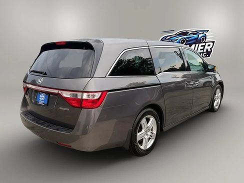 Used 2013 Honda Odyssey Touring Elite image 9