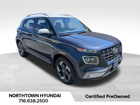 Used 2023 Hyundai Venue Limited FWD image 12