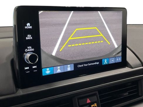 New 2025 Honda Pilot Touring image 19