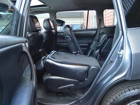 Used 2012 Toyota Highlander Limited w/ Tow Pkg AWD/4WD image 54